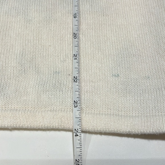 Designer Original - 2x holiday sweater - Picture 14 of 14